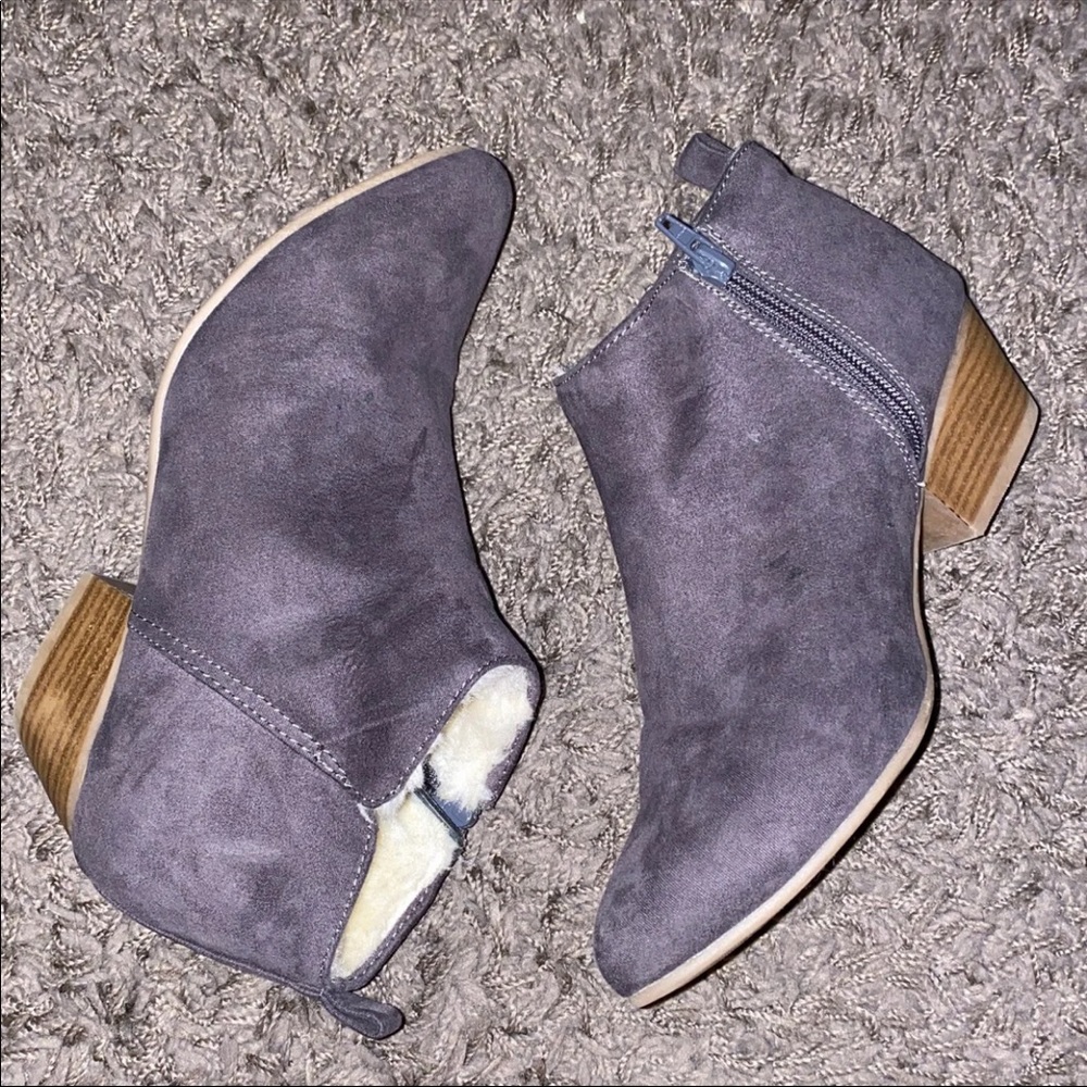 Old Navy Zip Heeled Sherpa Boots